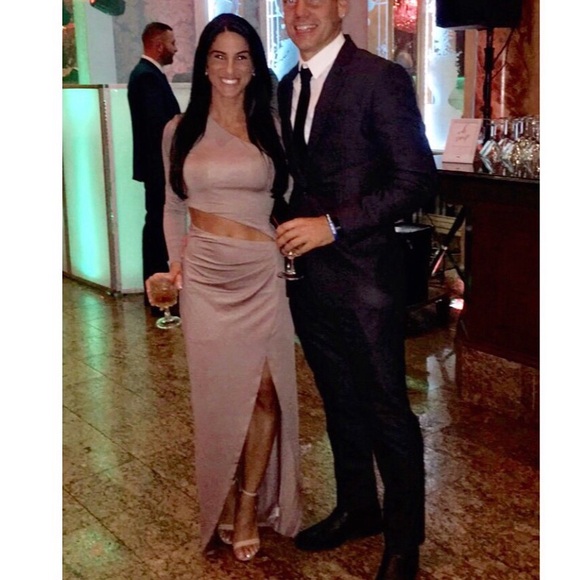 Taupe cut out dress - Picture 1 of 9